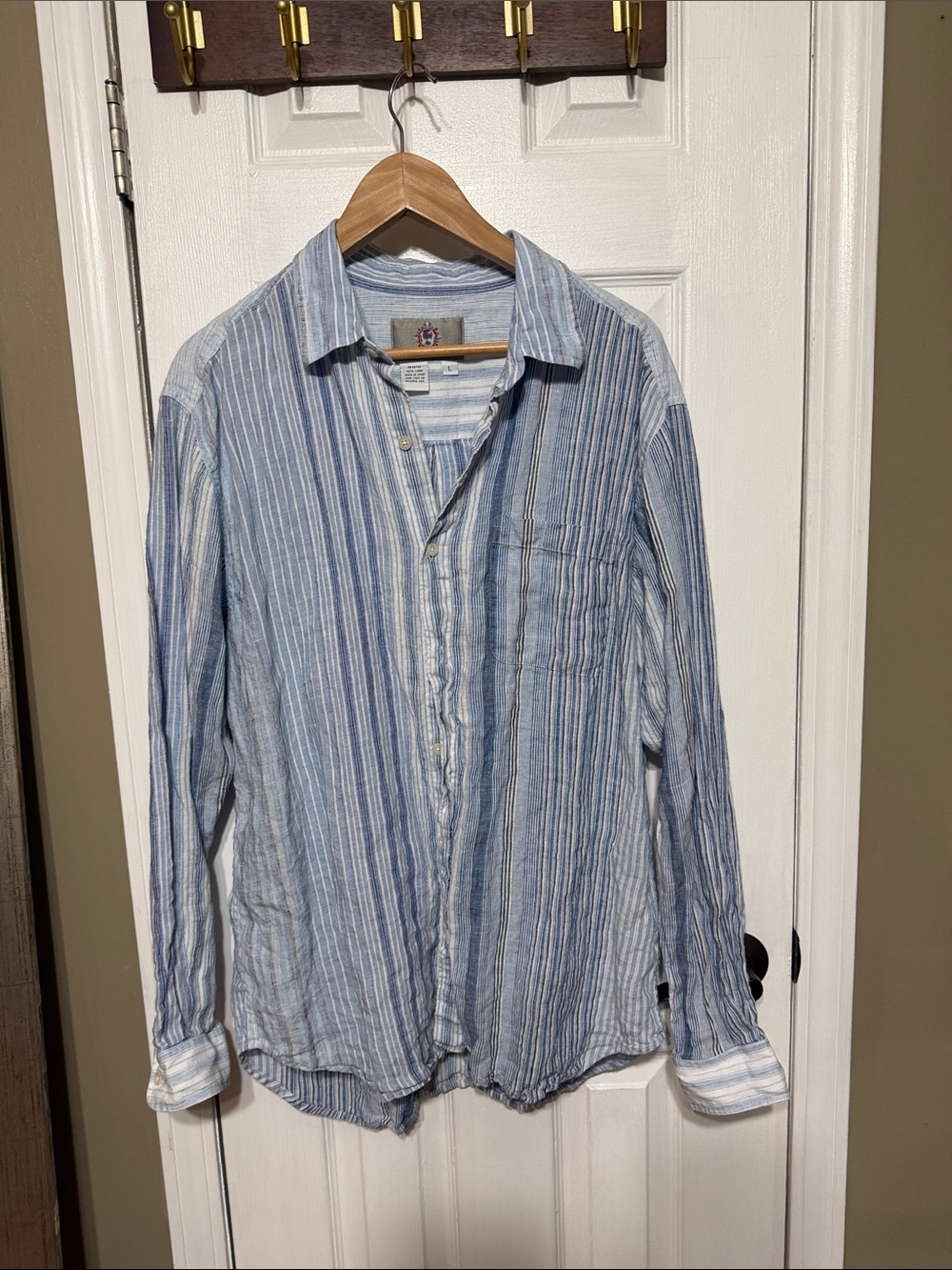 The Territory Ahead Linen Light Blue & White Striped Casual Button-Down Shirt